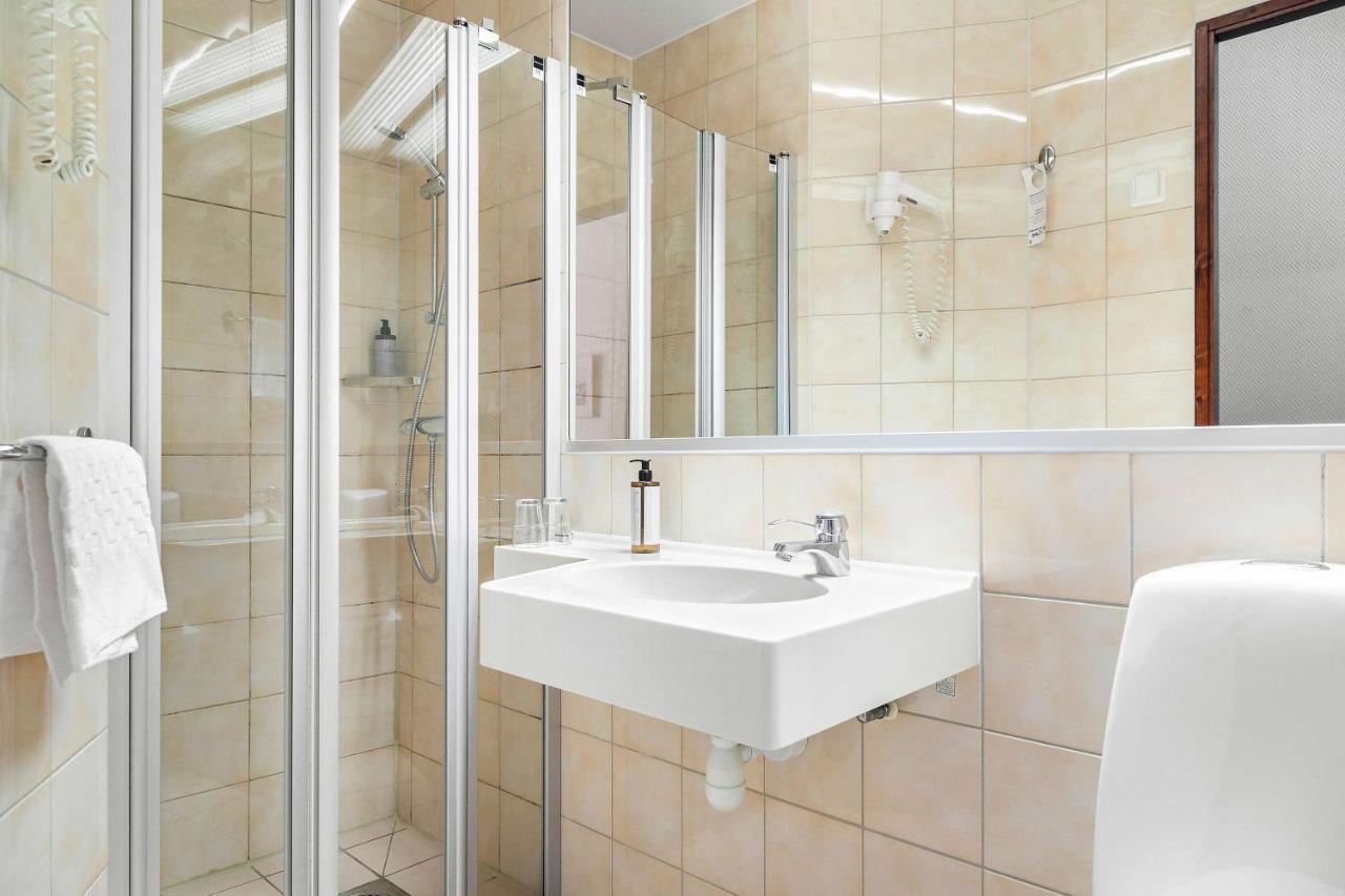 וסטרוס Best Western Ta Inn Hotel מראה חיצוני תמונה